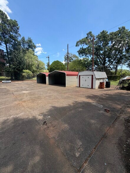 More Photos Of 15 School St, Taylors Warehouse For Lease
