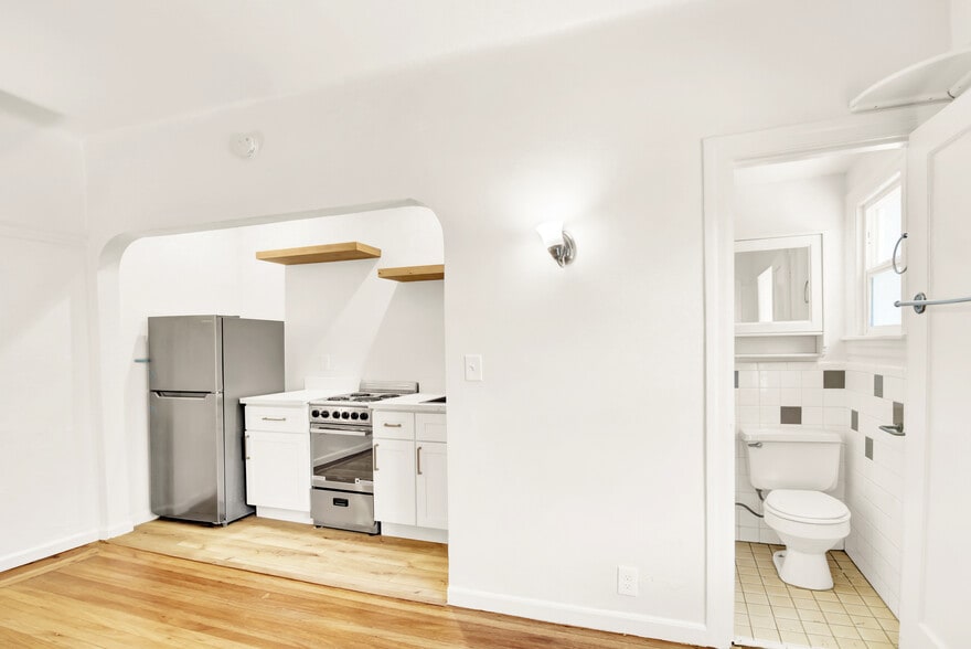 More Photos Of 1517 17th St, Sacramento Apartments For Sale