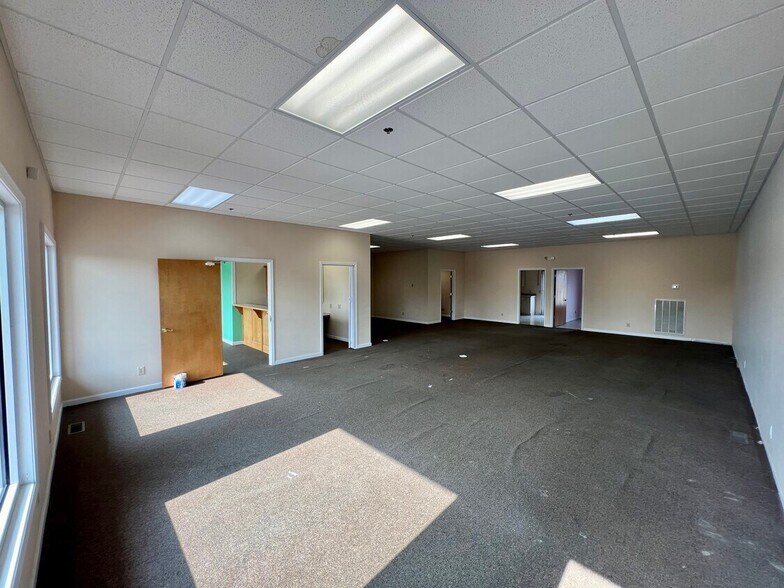 More Photos Of 201 N Oak Ave, Cookeville Medical For Lease