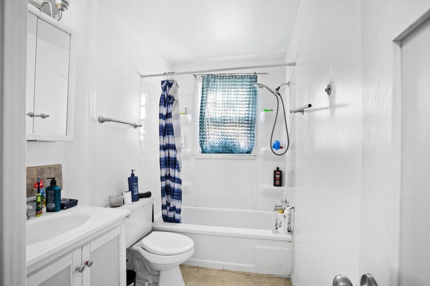 More Photos Of 1104 2nd St SE, Minot Apartments For Sale