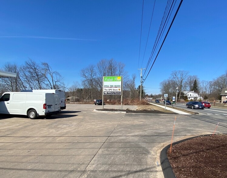 More Photos Of 49 Waterbury Rd, Prospect Storefront For Sale