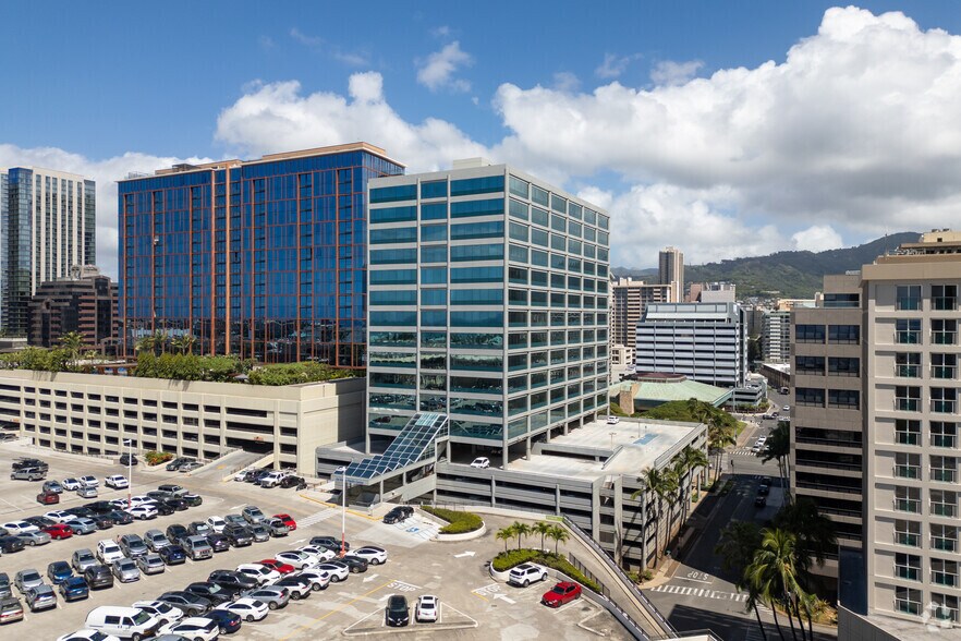 More Photos Of 1585 Kapiolani Blvd, Honolulu Office For Lease