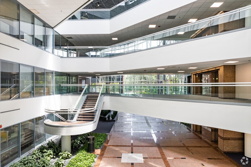 More Photos Of 2301 Lucien Way, Maitland Office For Lease