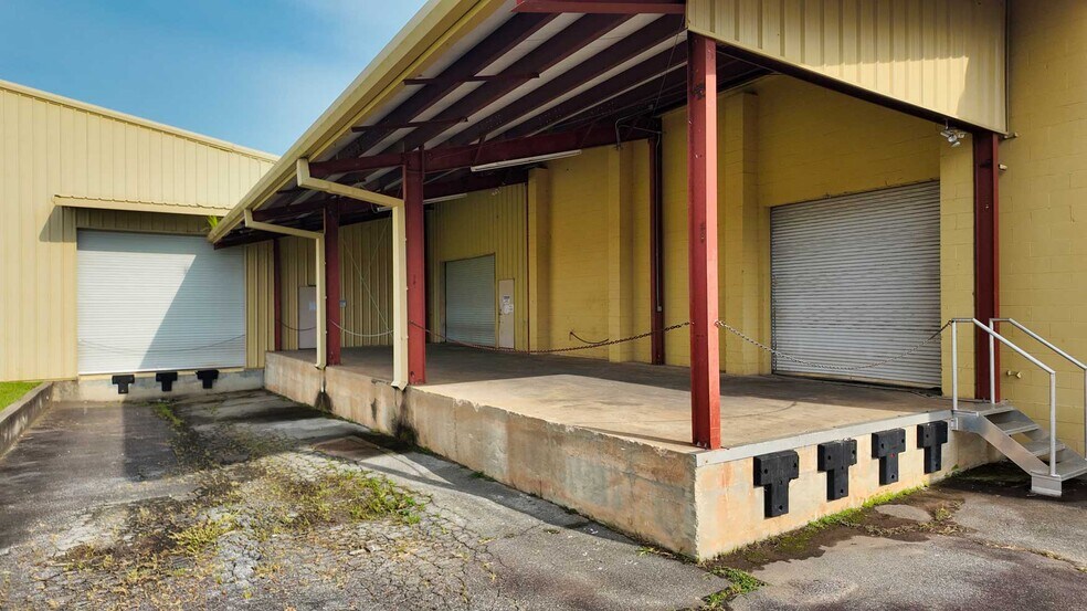 More Photos Of 11763 N Us-319, Thomasville Manufacturing For Sale