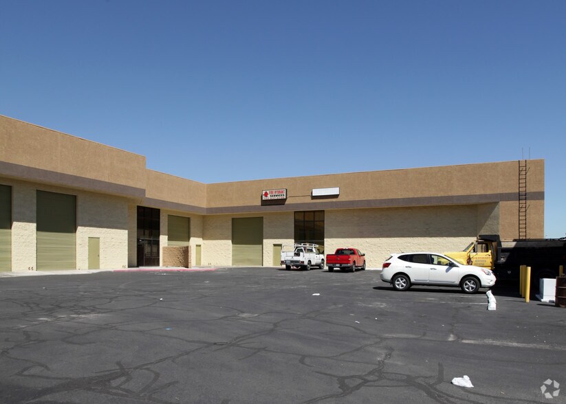 More Photos Of 3990 W Russell Rd, Las Vegas Warehouse For Lease