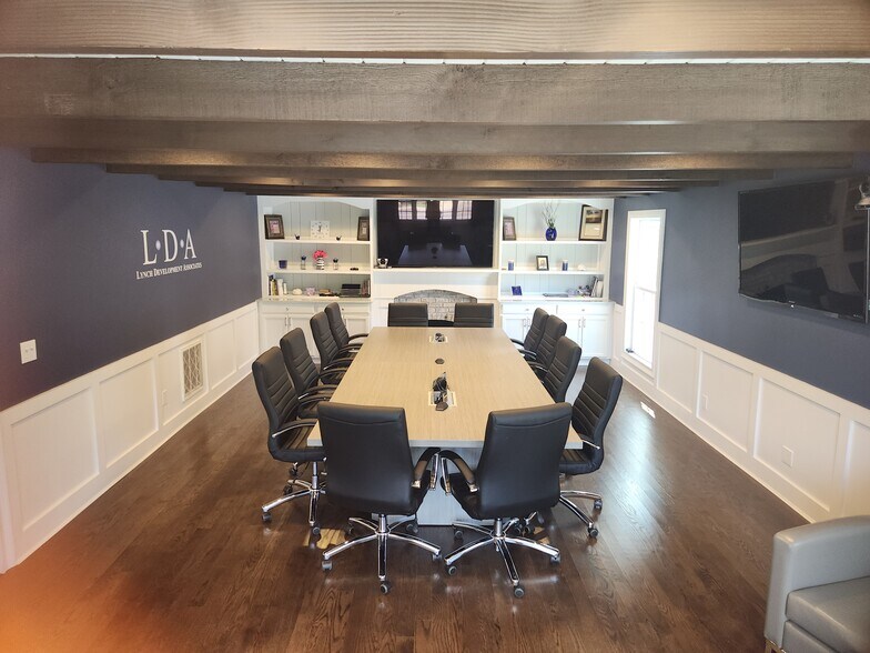 More Photos Of 410 E Main St, Centerport Office Residential For Sale