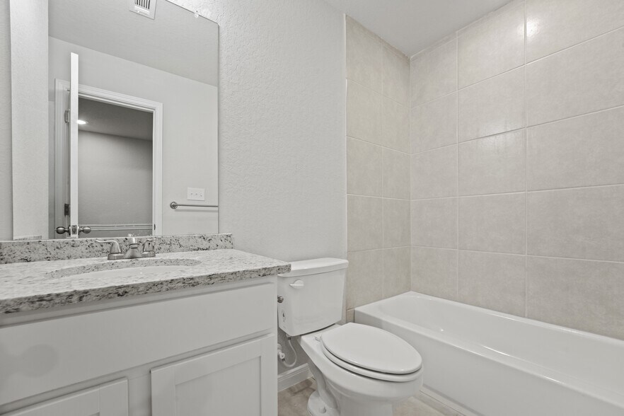 More Photos Of 8015 Dial Ike Dr, San Antonio Apartments For Sale