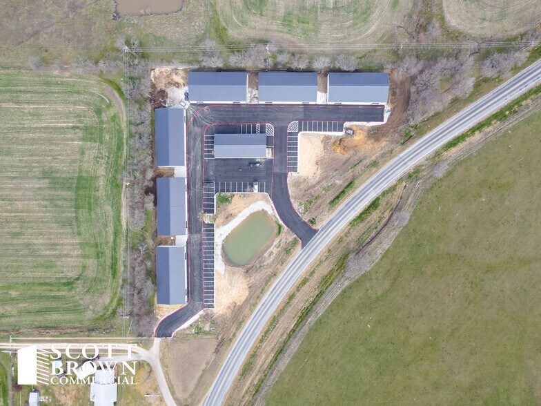 More Photos Of 8307 FM 2164, Sanger Warehouse For Lease