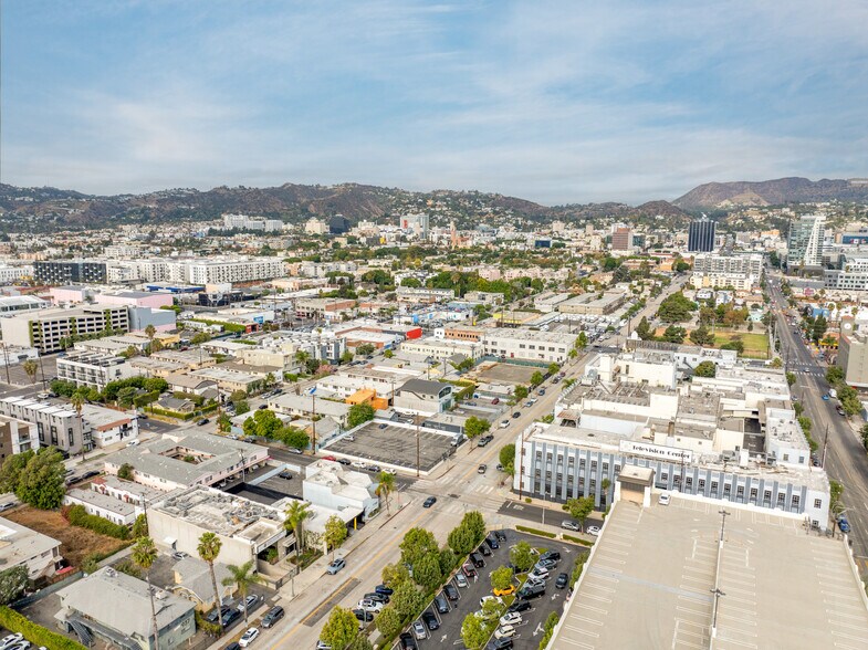 More Photos Of 953 N Cole Ave, Los Angeles Office For Lease