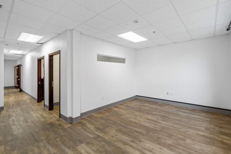 More Photos Of 200 San Marlo Way, Pacifica Office Residential For Lease