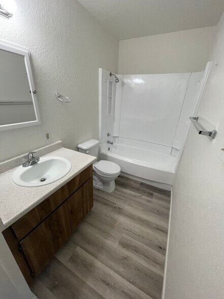 More Photos Of 937 N Main St, Tonopah Apartments For Sale