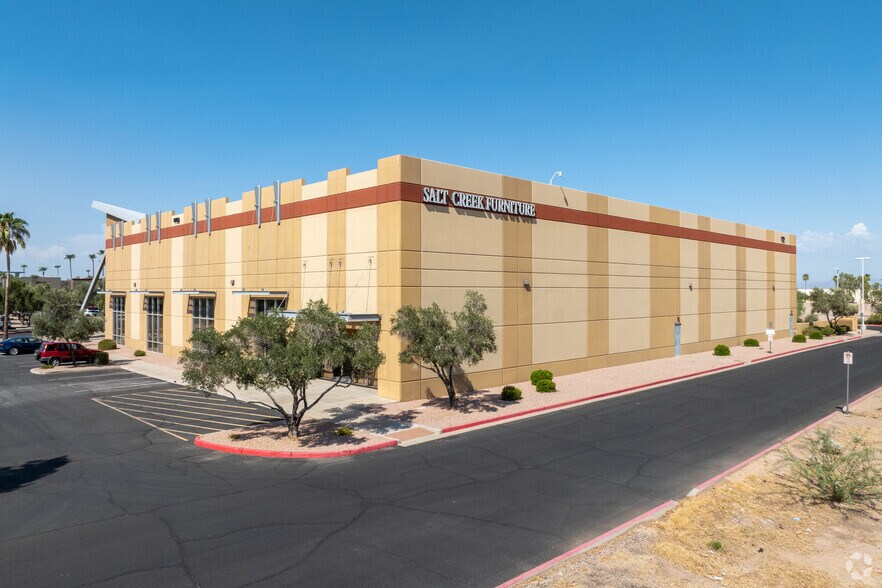 More Photos Of 1705 W Ruby Dr, Tempe General Retail For Sale