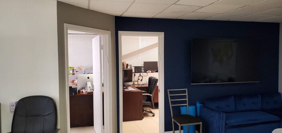 More Photos Of 1620 W Oakland Park Blvd, Fort Lauderdale Medical For Sale