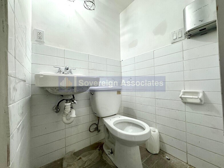 More Photos Of 4080-4084 Broadway, New York Apartments For Lease