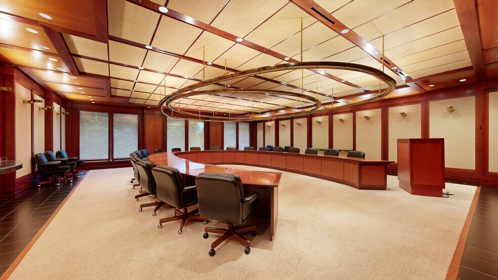 More Photos Of 3 Merck, White House Station Office For Lease