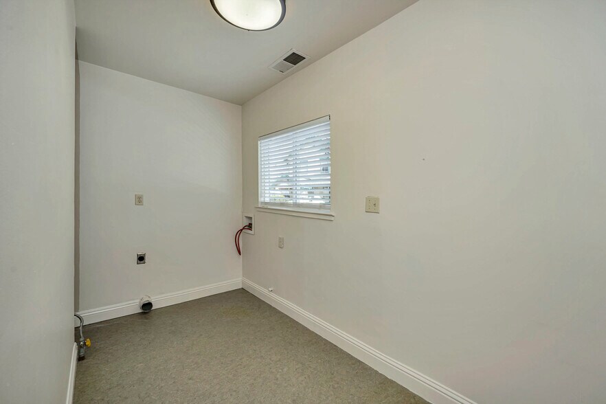 More Photos Of 1404 Slater St, Santa Rosa Apartments For Sale
