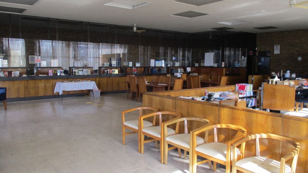 More Photos Of 12300 Morang Rd, Detroit Bank For Lease