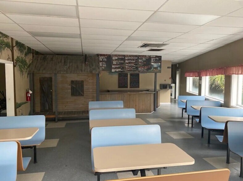 More Photos Of 13241 Perkins Rd, Baton Rouge Storefront For Lease