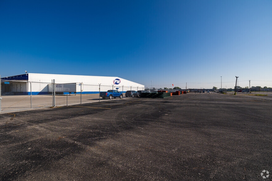 More Photos Of 4300 Church Rd, Centreville Land For Lease