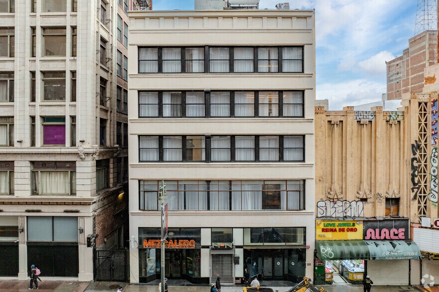 More Photos Of 510-514 S Broadway, Los Angeles Office For Lease