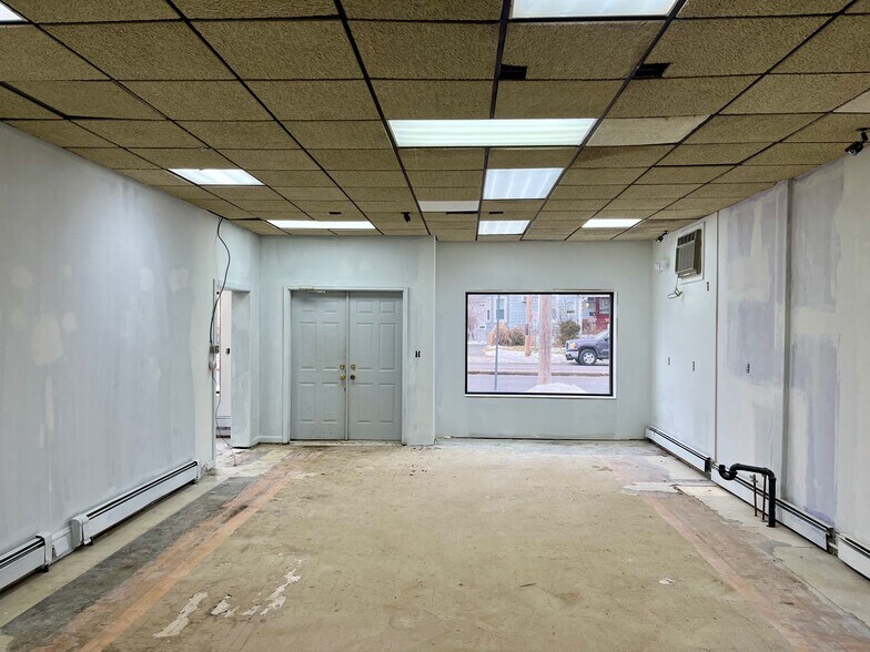 More Photos Of 2877 Fairfield Ave, Bridgeport Storefront For Lease
