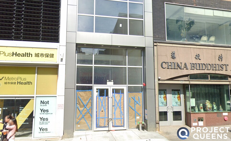 More Photos Of 136-13 Roosevelt Ave, Flushing General Retail For Lease