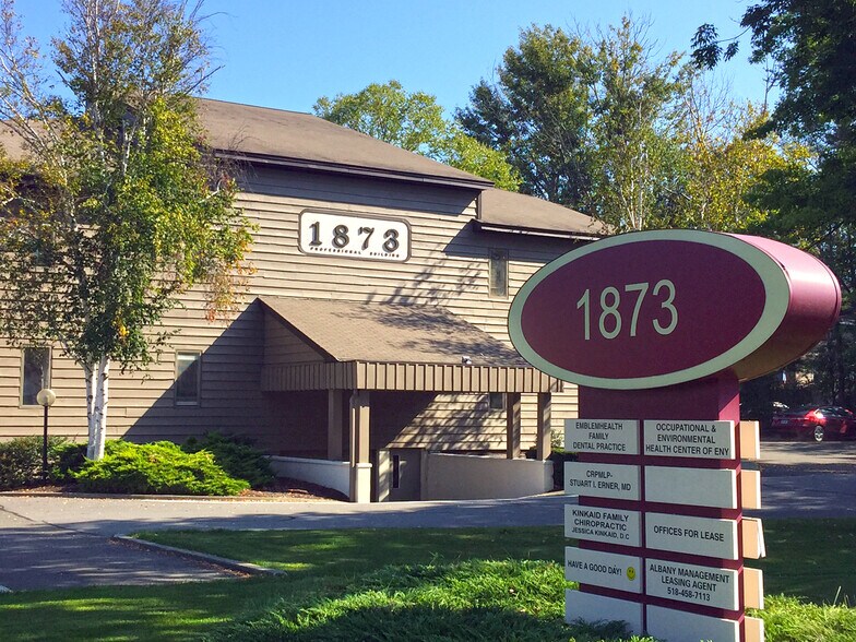 More Photos Of 1873 Western Ave, Albany Medical For Lease