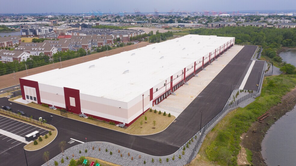 More Photos Of 101 Port Lincoln Rd, Bayonne Distribution For Lease