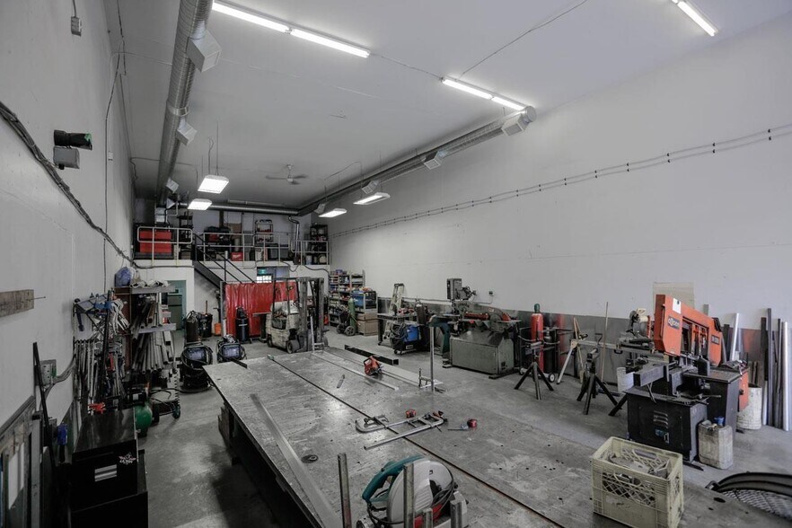 More Photos Of 33733 King Rd, Abbotsford Industrial For Sale