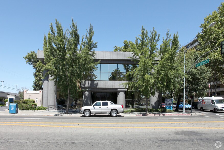 More Photos Of 1625 I St, Modesto Office For Lease