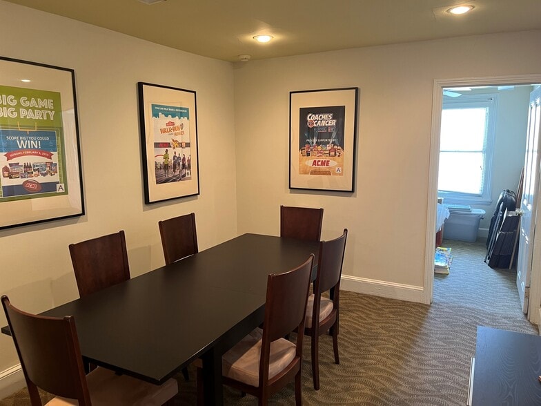 More Photos Of 92 Bethlehem Pike, Philadelphia Office For Lease