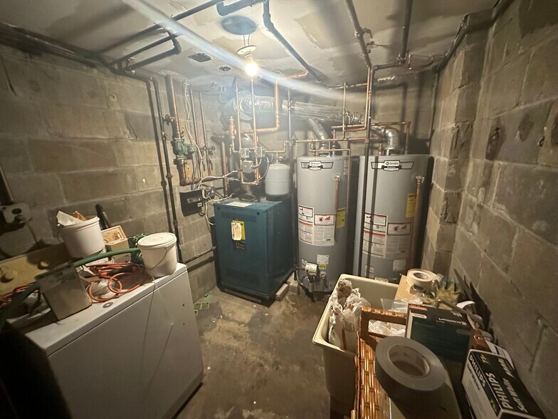 More Photos Of 4309 54th St, Woodside Apartments For Sale