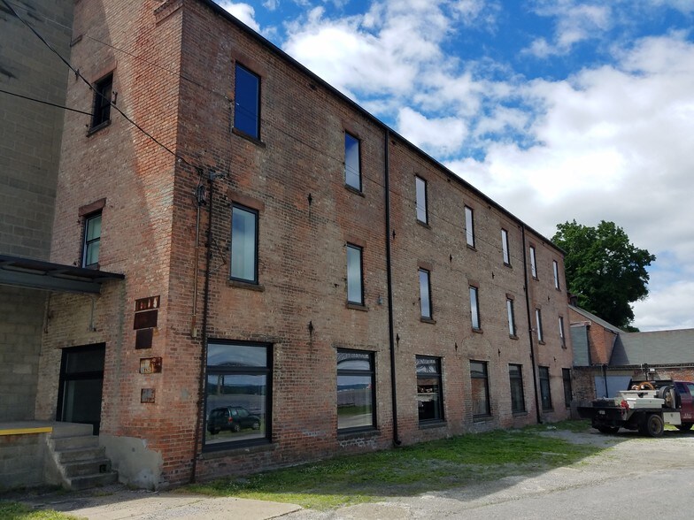 302 N Water St, Newburgh, NY 12550 For Lease