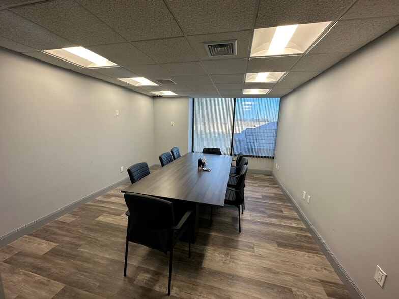 More Photos Of 399 Conklin St, Farmingdale Office For Lease