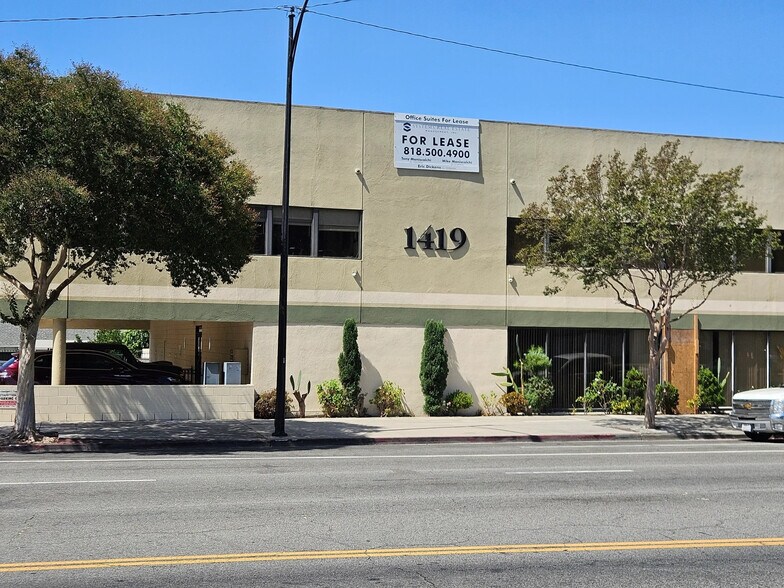 More Photos Of 1419 N San Fernando Blvd, Burbank Office For Lease