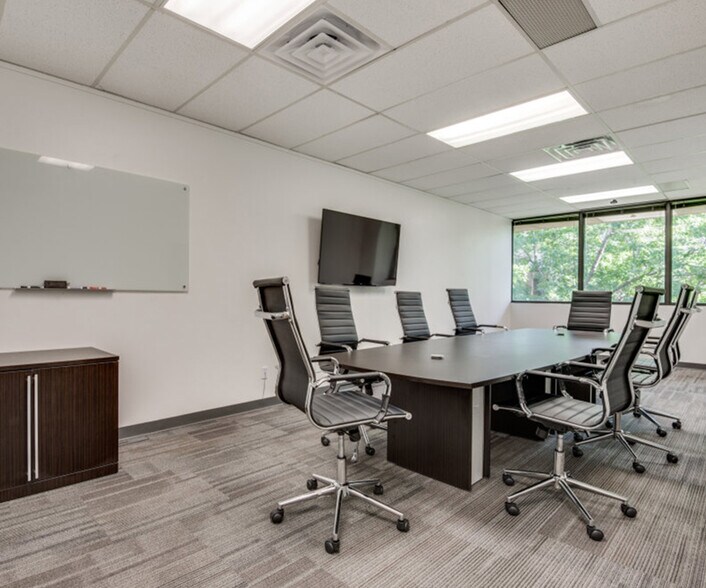 More Photos Of 12000 Ford Rd, Dallas Unknown For Lease