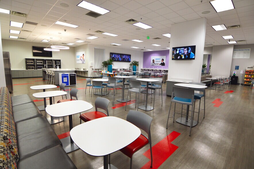 More Photos Of 6415 Babcock Rd, San Antonio Office For Lease