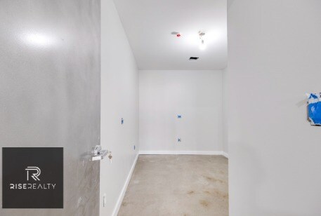 More Photos Of 1539 Covert St, Ridgewood Warehouse For Lease