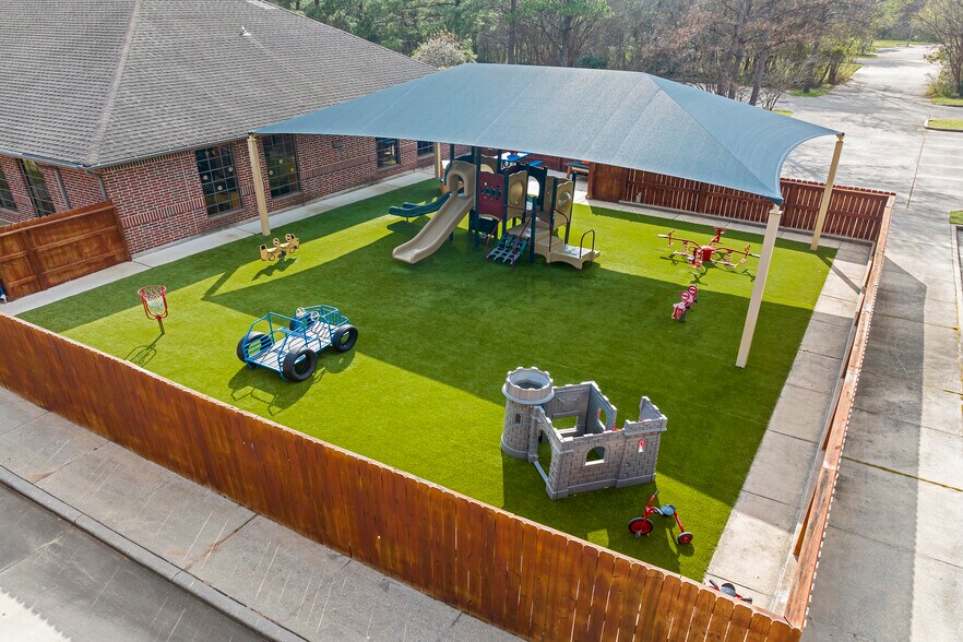 More Photos Of 1202 N Millbend Dr, Spring Religious Facility For Sale