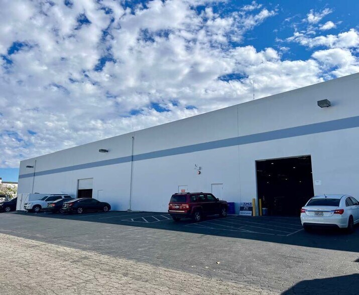 More Photos Of 779 Palmyrita Ave, Riverside Warehouse For Lease