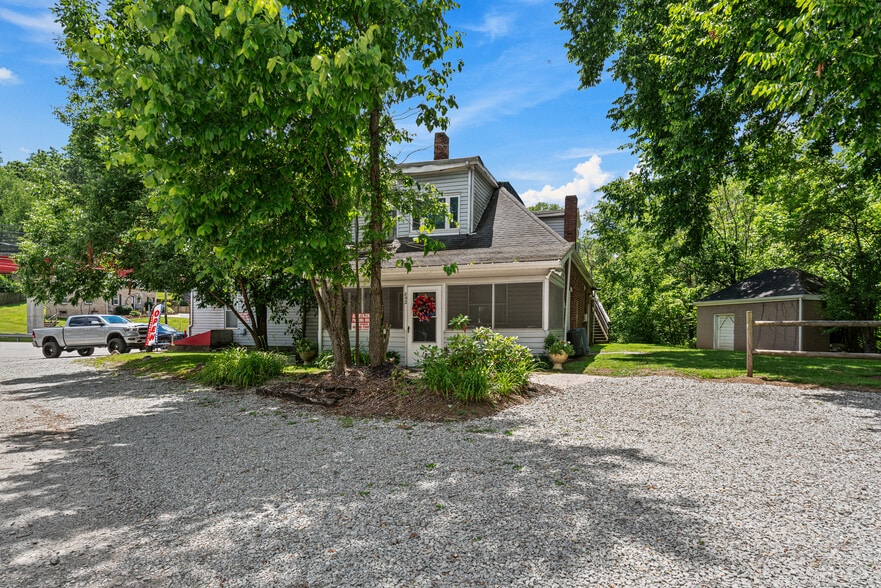 More Photos Of 3772 Millers Run Rd, Mc Donald Apartments For Sale