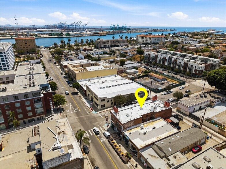 More Photos Of 709 S Centre St, San Pedro Storefront Retail Residential For Sale