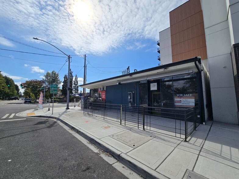 More Photos Of 1022 S J St, Tacoma General Retail For Sale
