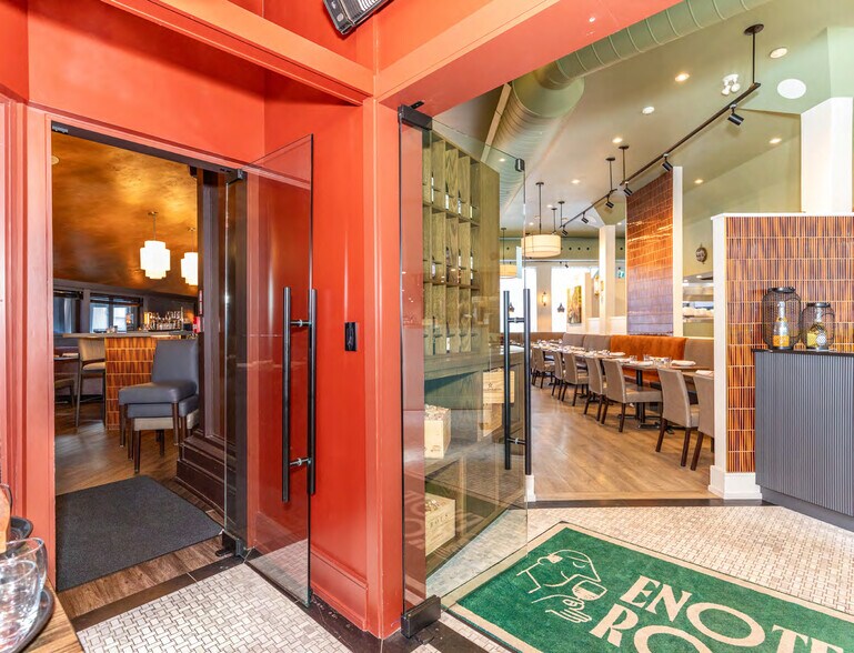 More Photos Of 1444 Dupont St, Toronto Showroom For Sale