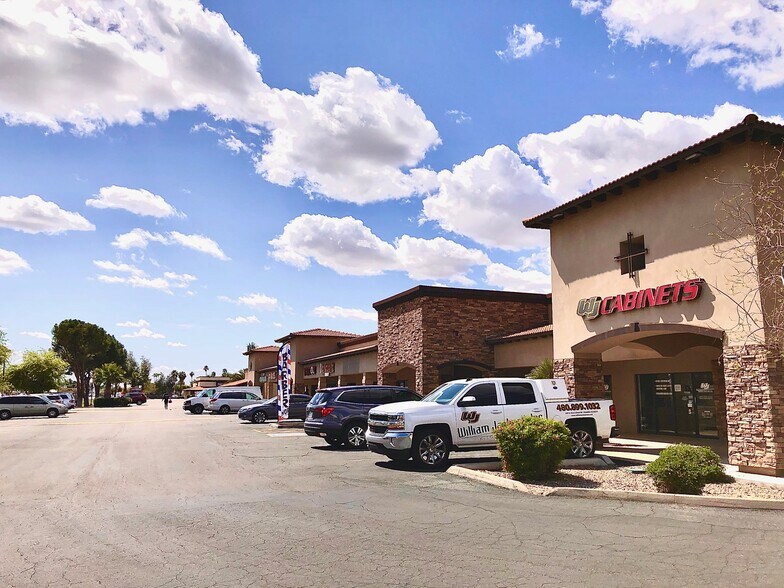 More Photos Of 590 N Alma School Rd, Chandler Freestanding For Lease
