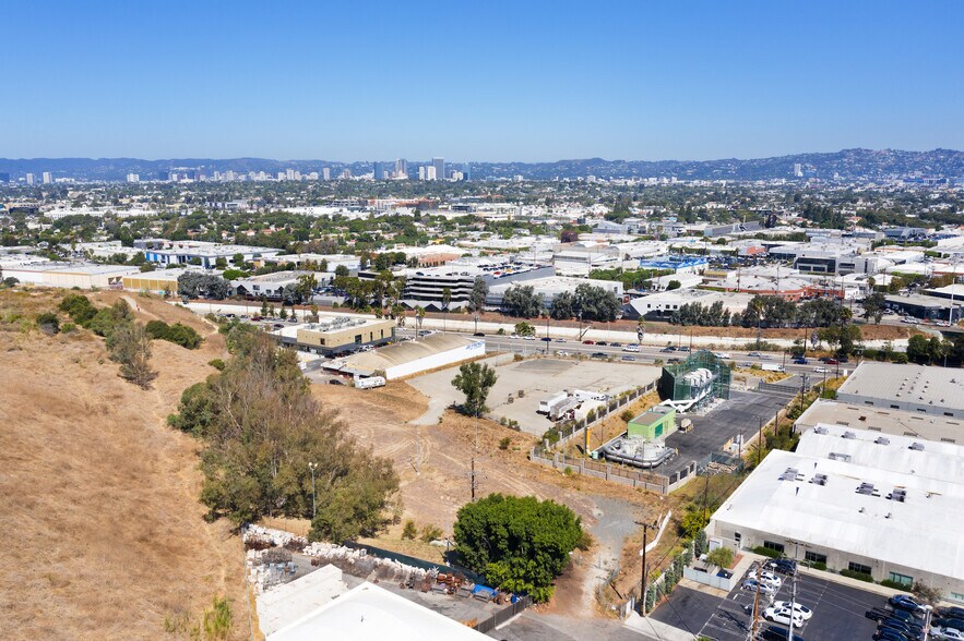 More Photos Of 6000 W Jefferson Blvd, Los Angeles Land For Lease