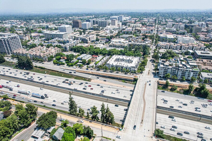 More Photos Of 234-238 N El Molino Ave, Pasadena Office For Sale