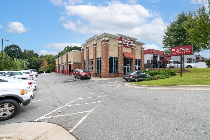 More Photos Of 3921 Western Blvd, Raleigh Auto Repair For Sale