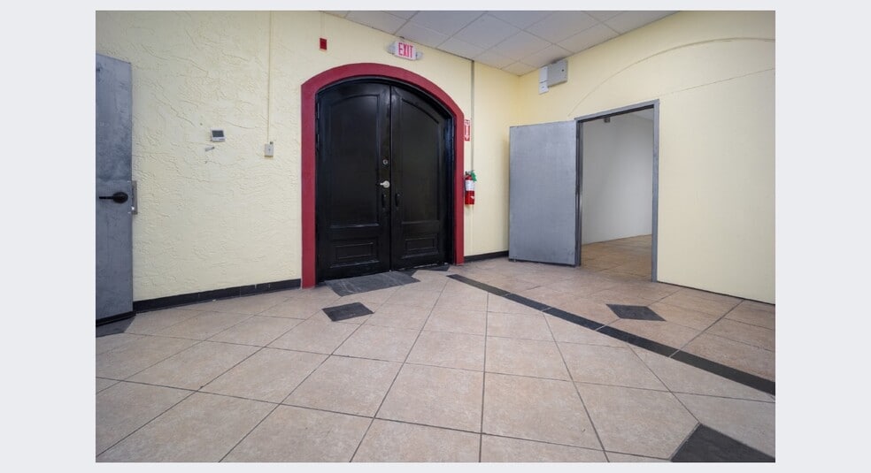 More Photos Of 6825 W Wilshire Blvd, Oklahoma City Theater Concert Hall For Sale