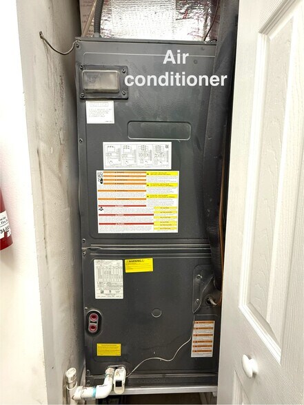 More Photos Of 4208-4220 NW 7th Ave, Miami Storefront For Sale